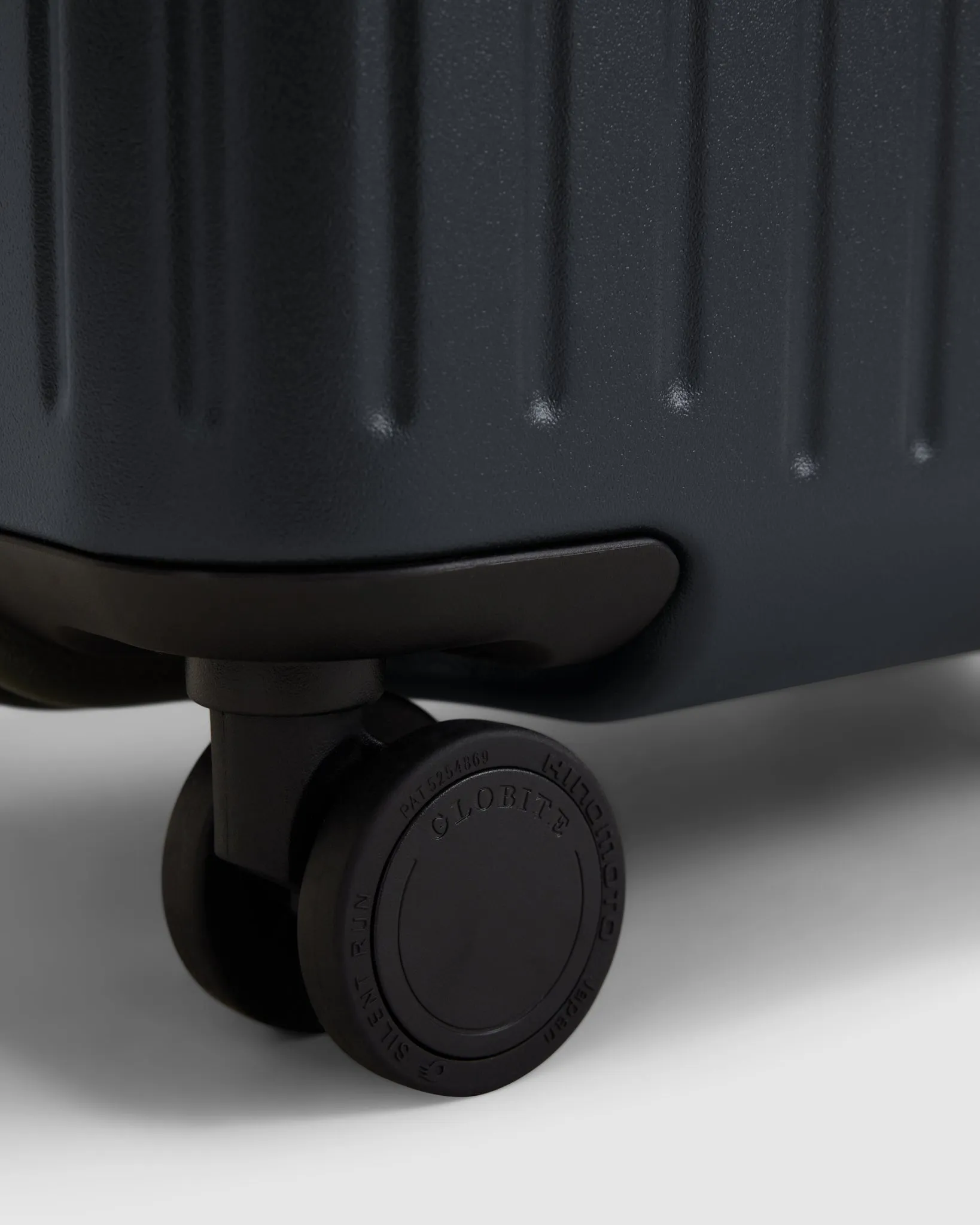 Carry On Suitcase with Laptop Compartment - Caviar