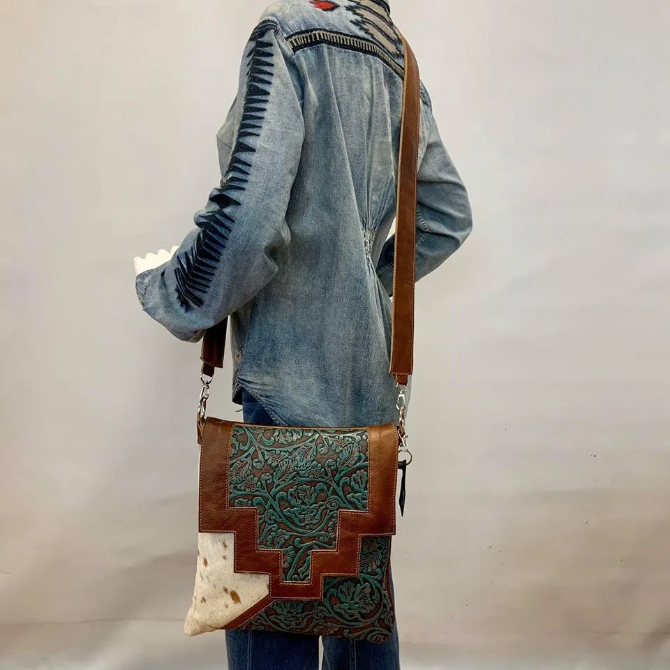 Crossbody - #17542