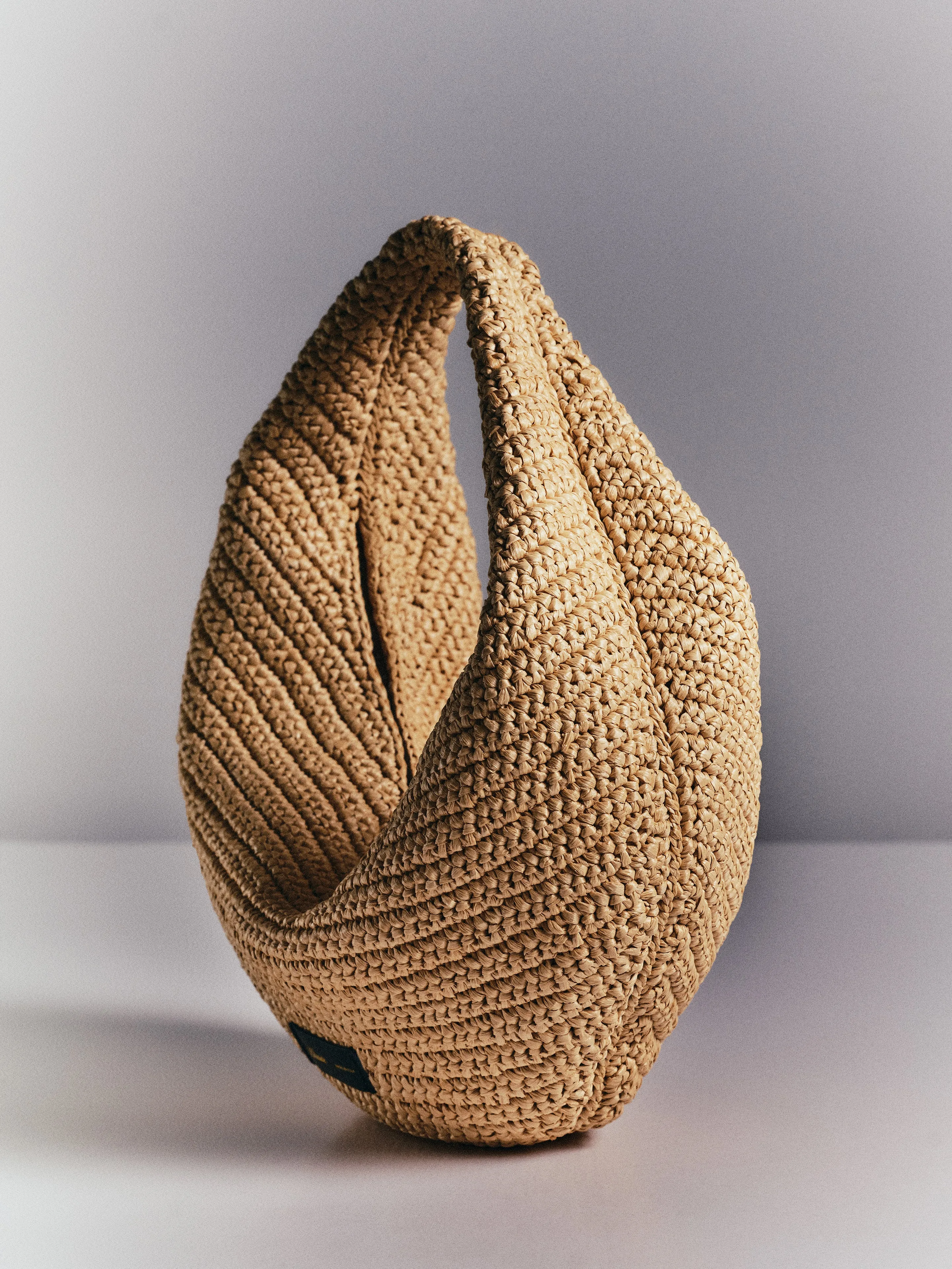 Medium Olivia Hobo in Natural Raffia